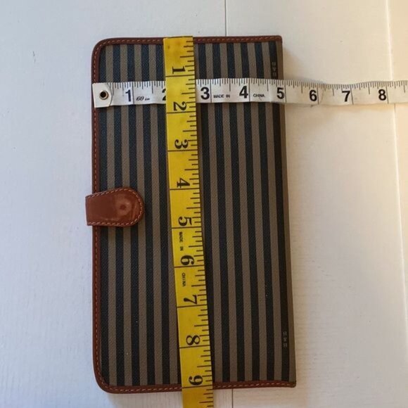 Boots and Bag Black and Tan Striped Leather Folio - Picture 6 of 6